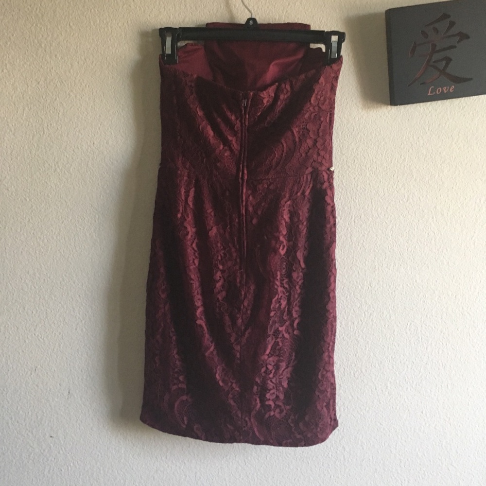 Way In Clothing Co - Picture 3 of 4